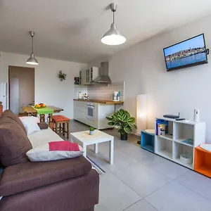 https://krnic-new-fiore.primorje-gorskikotar.com